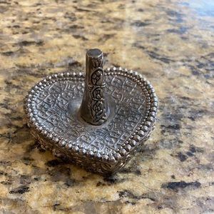 Vintage Heart Ring Holder